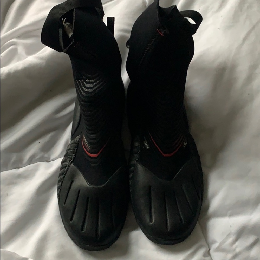 O’Neill 3mm boots
